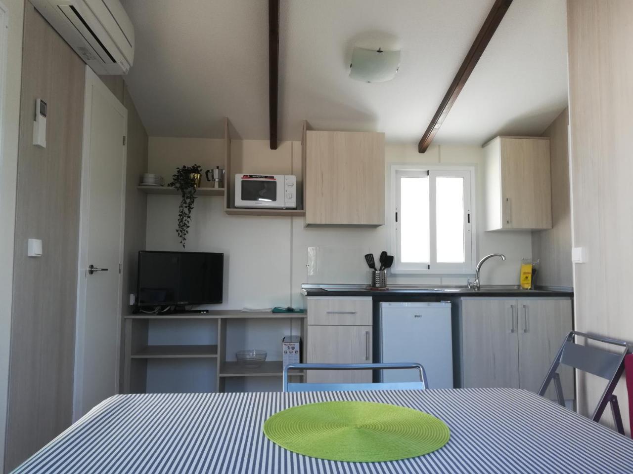 Camping Bahia 산타 폴라 외부 사진